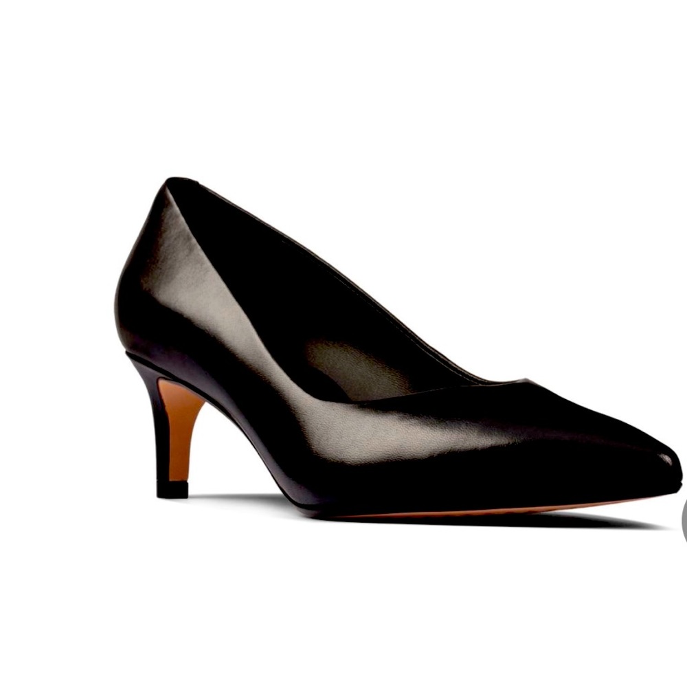 Women dress shoes